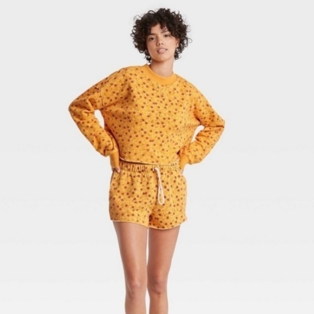 Colsie Yellow Floral Loungewear Set Pajama Set size XS